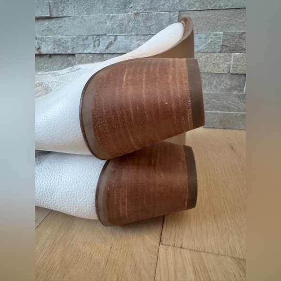 Dingo White High Leather Western Heeled Cowboy Boots 8 - Picture 8 of 13